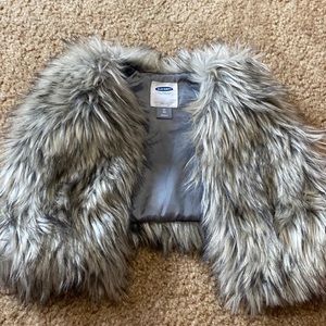Girls 2T fur vest- Old Navy